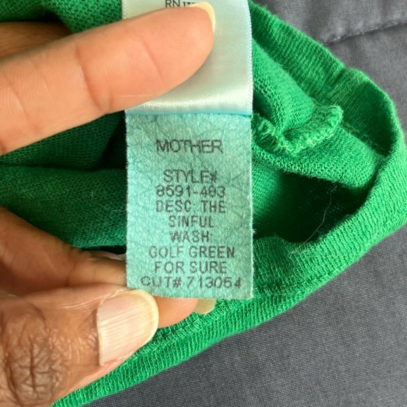 LIKE NEW - MOTHER - The Sinful Wash Golf Green For Sure Crewneck Tee - Sz Large - Picture 6 of 12